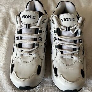 Vionic 12 W walking shoes